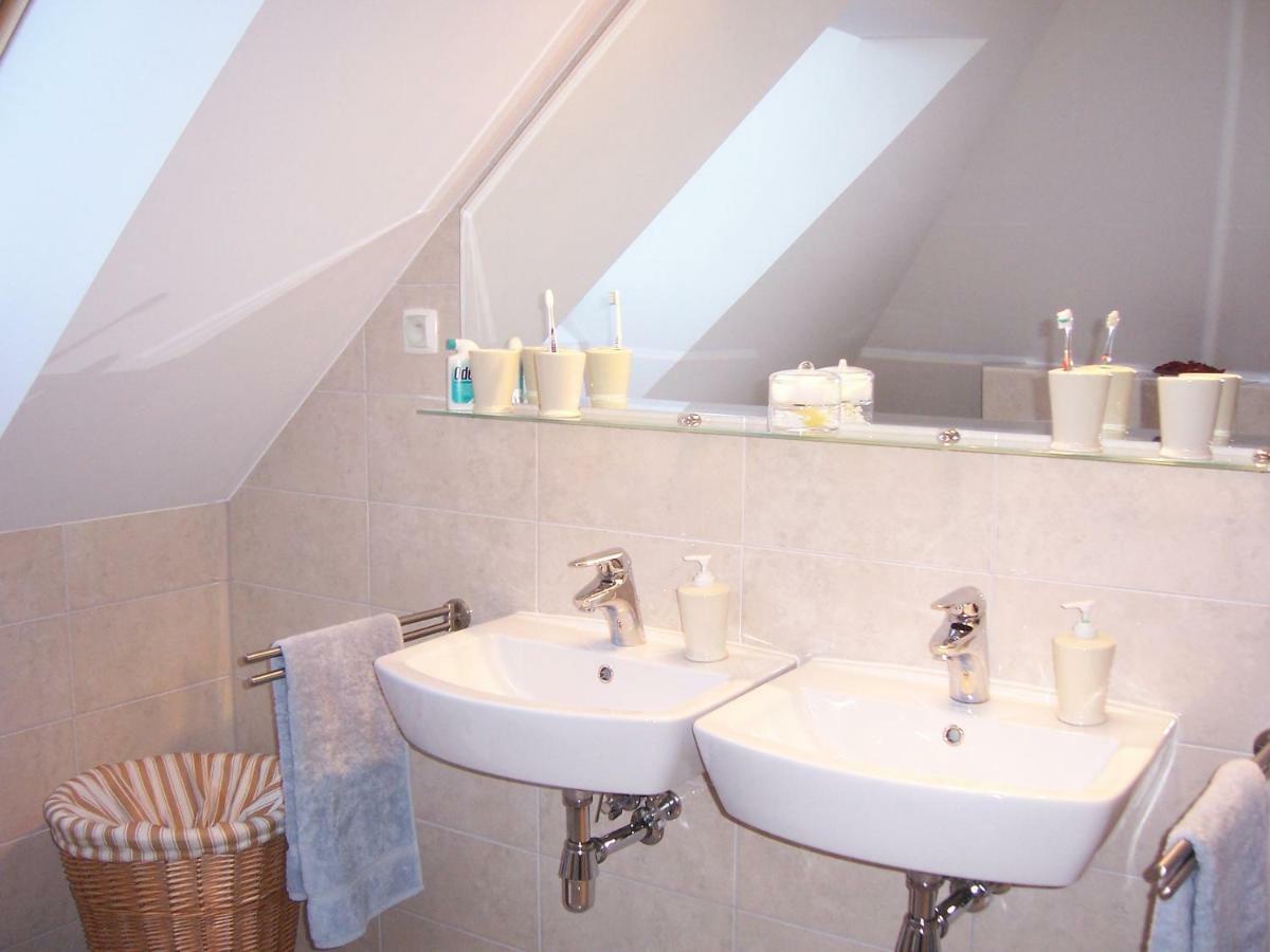 Domwigierski Pl -Jeziorki -Gr- Comfort-Ferienhaus-Polen - Wlasna Linia Brzegowa I Sauna Wysoki Most  Экстерьер фото