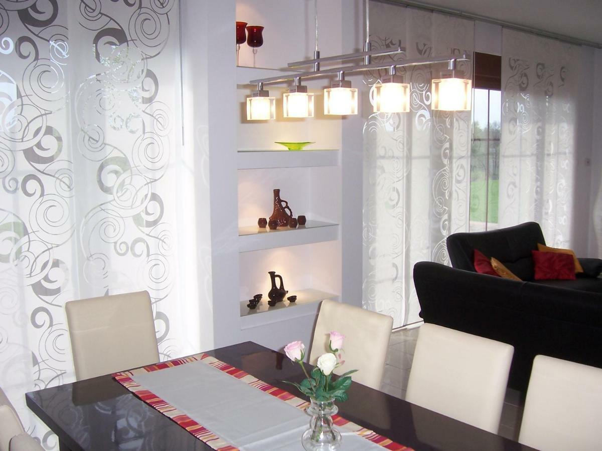 Domwigierski Pl -Jeziorki -Gr- Comfort-Ferienhaus-Polen - Wlasna Linia Brzegowa I Sauna Wysoki Most  Экстерьер фото